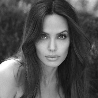 Angelina Jolie @angelinajolie в Инстаграм