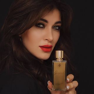 mikaela_parfum