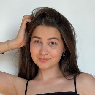 АДЕЛИНКА СМАЙЛ @adelinkasmile в Инстаграм