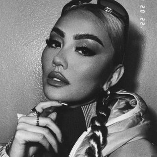 agnezmo