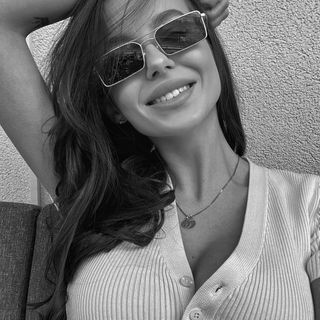 anna.paciu