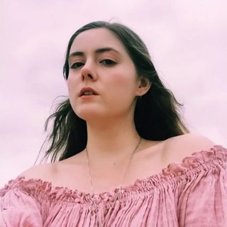 courtney_jines.official