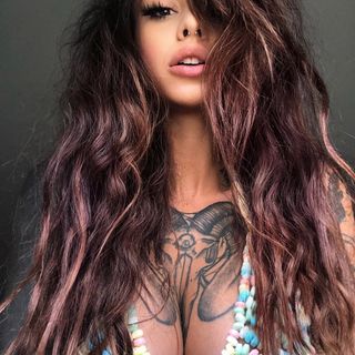 Viewing Profile -> Clover de Loughery