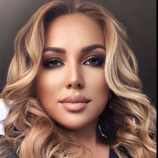 elmira_medjidova_official