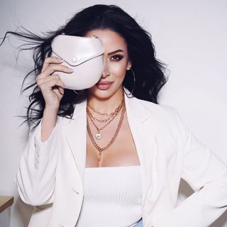 helendevederova