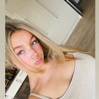 hollykenyon_