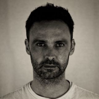 host_tattooer