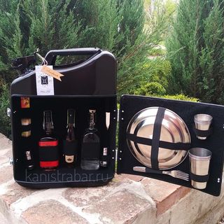 kanistra_bar