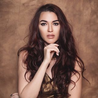 lena.vas.slushaet
