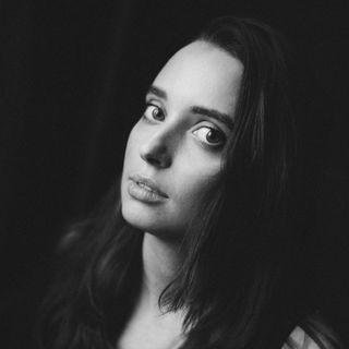 mona_zila