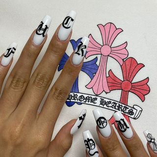 nail_sunny