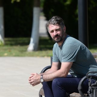 rustamyakhikhanov