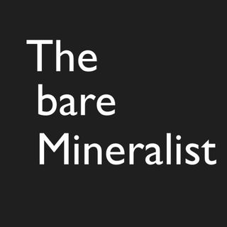 thebaremineralist