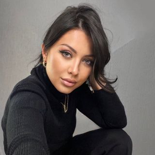 viktoria_theone