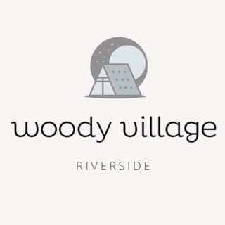 Riverside village. Woody Village Riverside. Woody Village Riverside фото. Вуд Виладж Риверсайд. 2. Глэмпинг Woody Village Riverside.