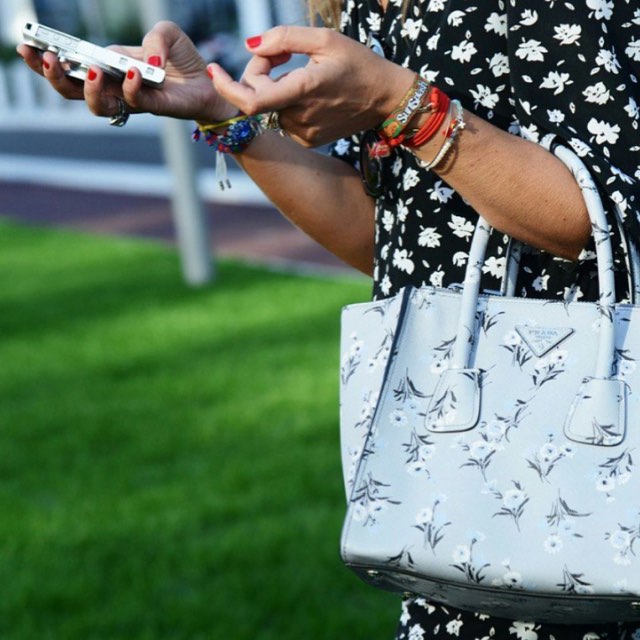 Смотри и лайкай наш Instagram с хорошей сумкой наперевес!

#s